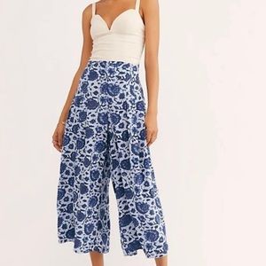 COPY - Free People Flowy Cropped Bohemian Pants